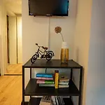 Gemuetliche 2-zimmer Souterrain Апартаменты *