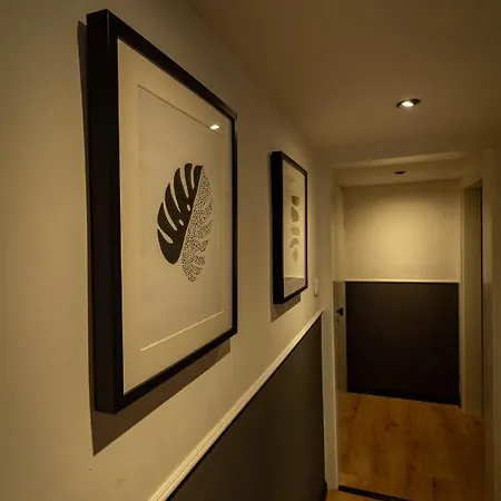 Gemuetliche 2-zimmer Souterrain 公寓 *