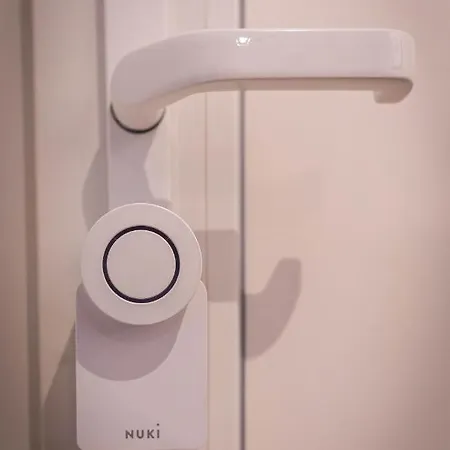 Gemuetliche 2-zimmer Souterrain דיסלדורף